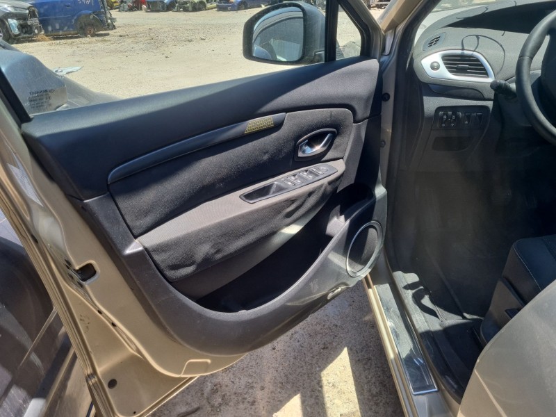 renault grand scénic iii (jz0/1_) del año 2010