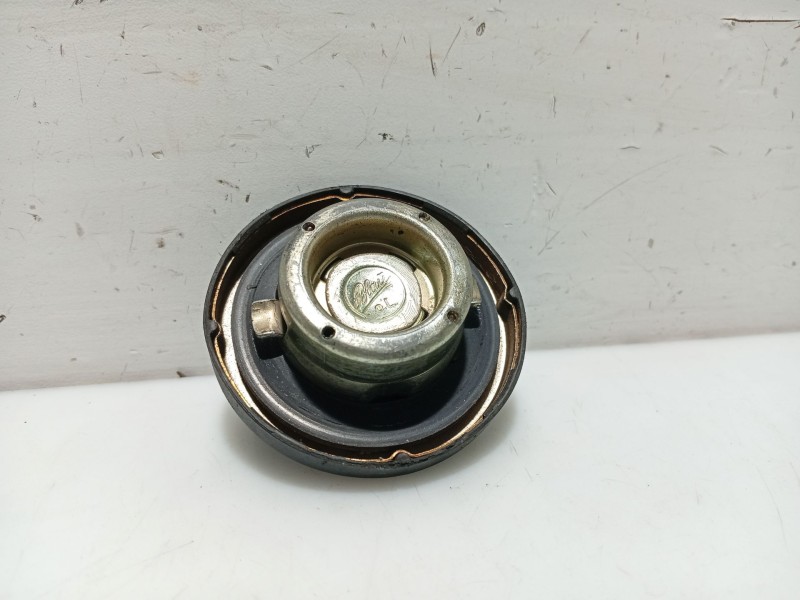 Recambio de tapon combustible para bmw 3 compact (e36) 318 tds referencia OEM IAM   