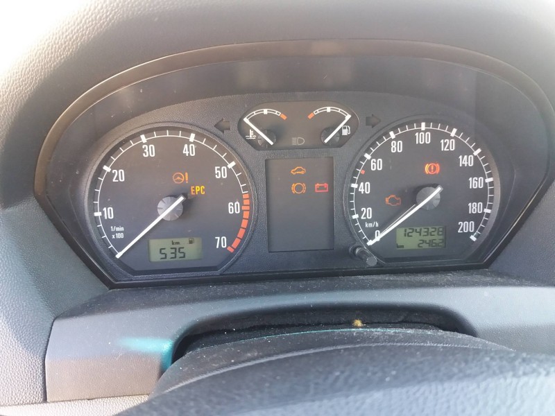 skoda fabia (6y2/6y3) 1.4   |   0.00 - ... | 2000 | 60 cv / 44 kw del año 2000