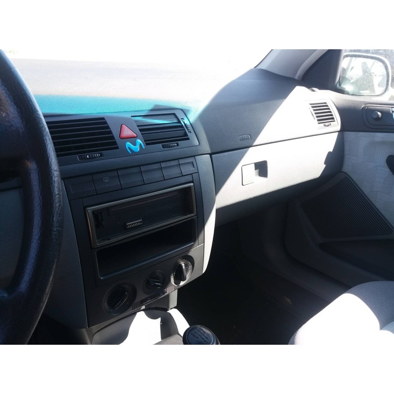 skoda fabia (6y2/6y3) 1.4   |   0.00 - ... | 2000 | 60 cv / 44 kw del año 2000