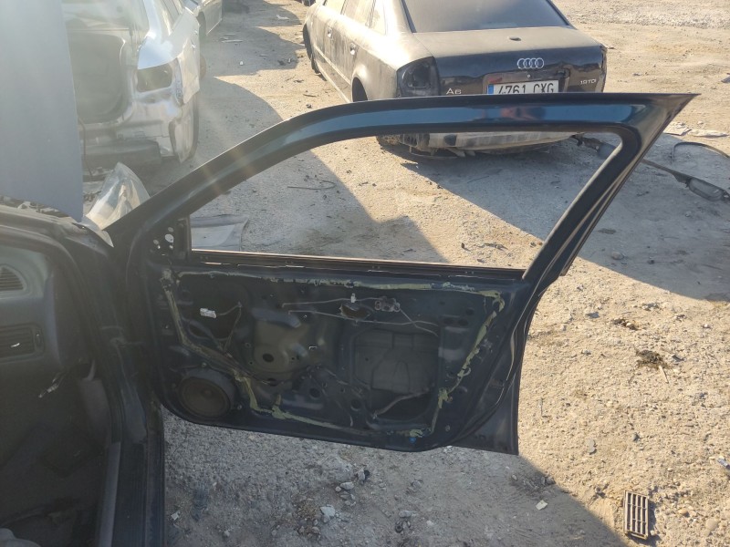 Recambio de puerta delantera derecha para nissan primera hatchback (p11) 2.0 td referencia OEM IAM 801002J036  