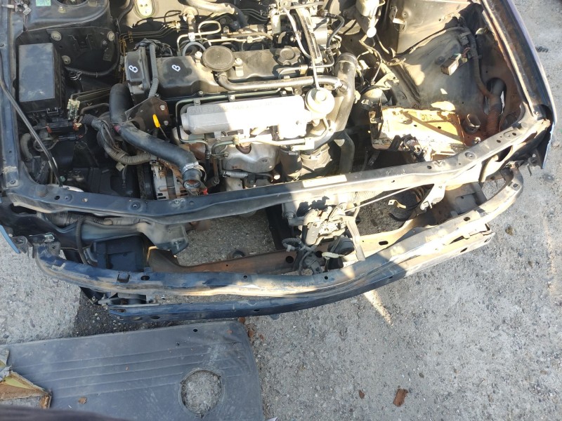 Recambio de refuerzo paragolpes delantero para nissan primera hatchback (p11) 2.0 td referencia OEM IAM   
