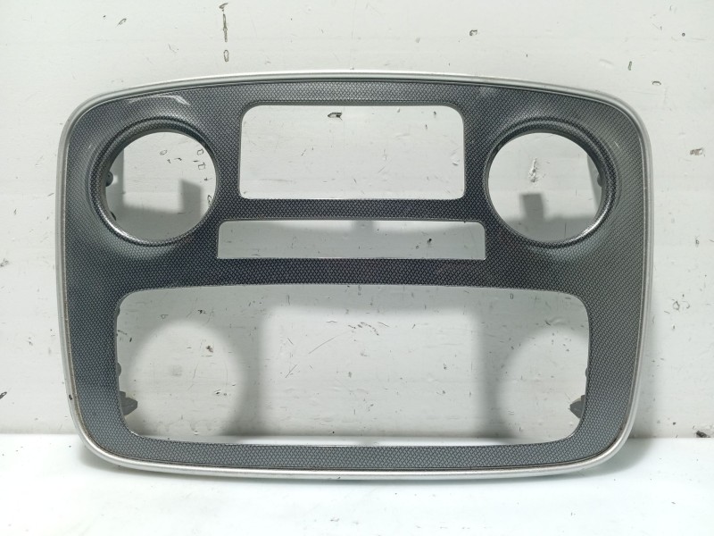 Recambio de moldura para hyundai sonata v (nf) 2.0 crdi referencia OEM IAM  80454148 