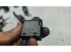 Recambio de interruptor para nissan primera hatchback (p11) 2.0 td referencia OEM IAM    2