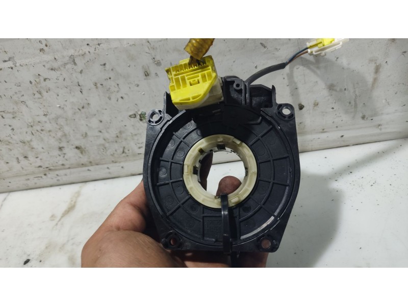 Recambio de anillo airbag para nissan primera hatchback (p11) 2.0 td referencia OEM IAM   