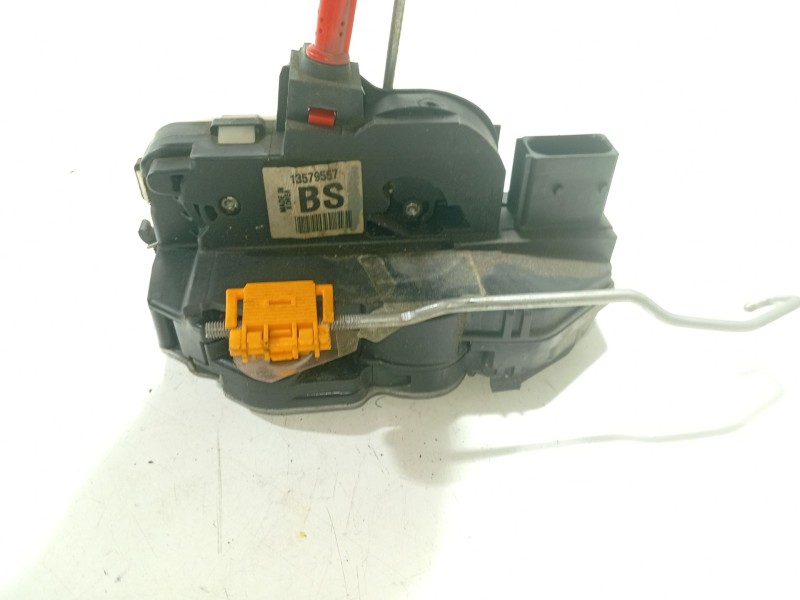 Recambio de cerradura puerta trasera izquierda para opel zafira tourer c (p12) 1.6 cdti (75) referencia OEM IAM 13579557  