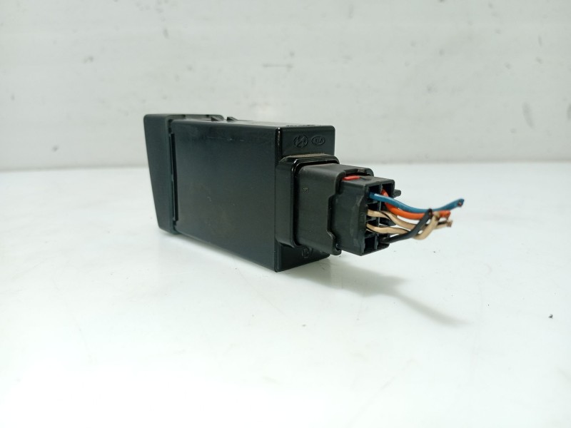 Recambio de interruptor para hyundai sonata v (nf) 2.0 crdi referencia OEM IAM 949503K500  