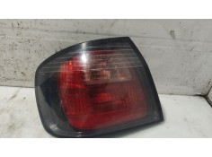 Recambio de piloto trasero izquierdo para nissan primera hatchback (p11) 2.0 td referencia OEM IAM 265552F725  