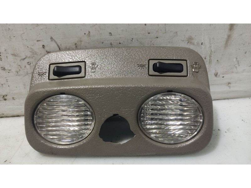 Recambio de luz interior para nissan primera hatchback (p11) 2.0 td referencia OEM IAM   