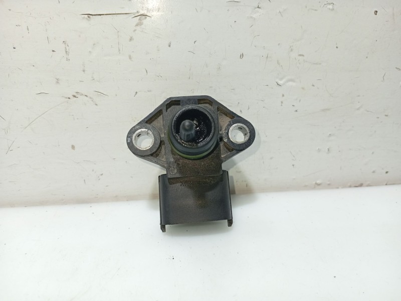 Recambio de sensor para hyundai sonata v (nf) 2.0 crdi referencia OEM IAM 3930084400  9490930502