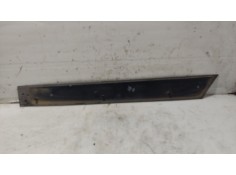 Recambio de moldura para nissan primera hatchback (p11) 2.0 td referencia OEM IAM    2
