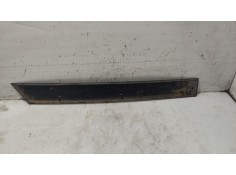 Recambio de moldura para nissan primera hatchback (p11) 2.0 td referencia OEM IAM    2
