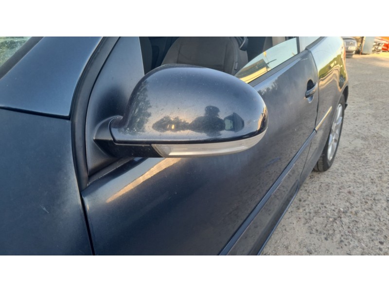 volkswagen golf v (1k1) del año 2006