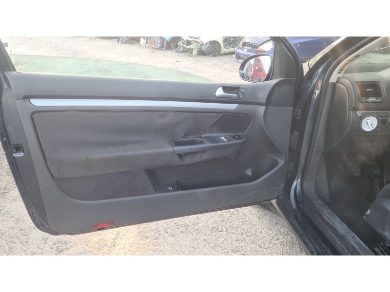 volkswagen golf v (1k1) del año 2006