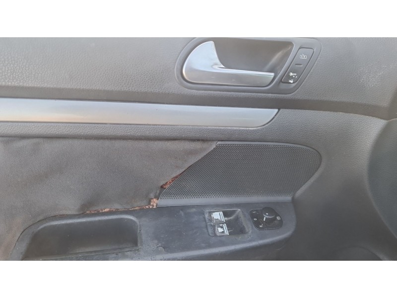 volkswagen golf v (1k1) del año 2006