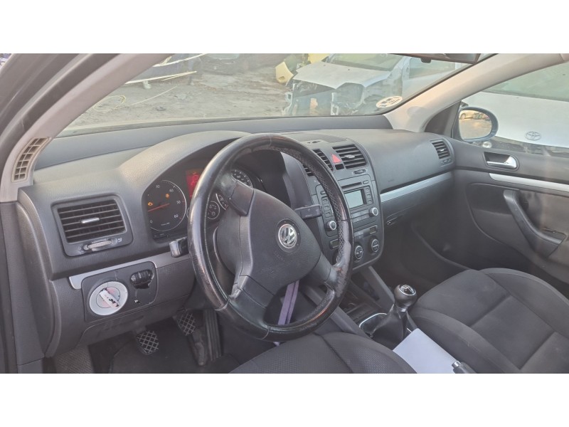 volkswagen golf v (1k1) del año 2006