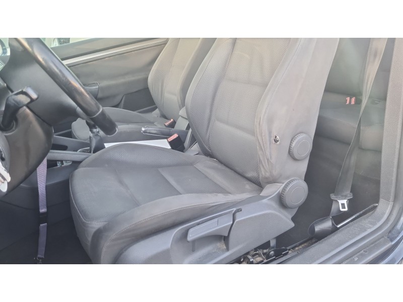 volkswagen golf v (1k1) del año 2006