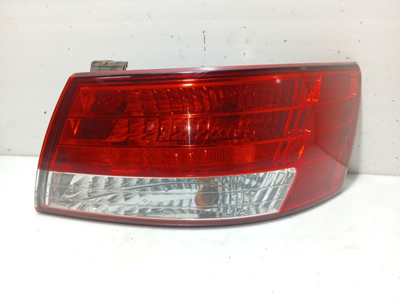 Recambio de piloto trasero derecho para hyundai sonata v (nf) 2.0 crdi referencia OEM IAM 924023K010  