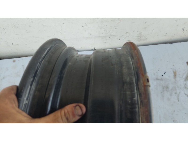 Recambio de llanta para nissan primera hatchback (p11) 2.0 td referencia OEM IAM   