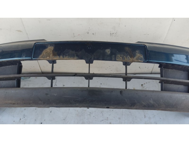 Recambio de paragolpes delantero para nissan primera hatchback (p11) 2.0 td referencia OEM IAM   