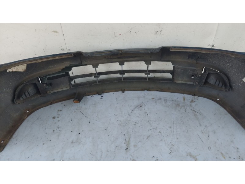 Recambio de paragolpes delantero para nissan primera hatchback (p11) 2.0 td referencia OEM IAM   