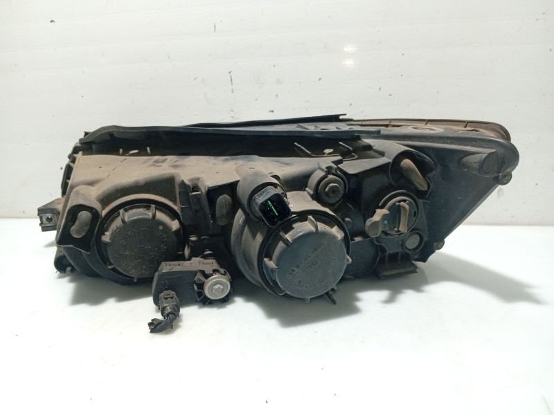 Recambio de faro derecho para hyundai sonata v (nf) 2.0 crdi referencia OEM IAM 921023K020  