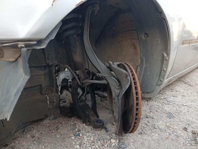 Recambio de mangueta delantera izquierda para hyundai sonata v (nf) 2.0 crdi referencia OEM IAM 517153K050  