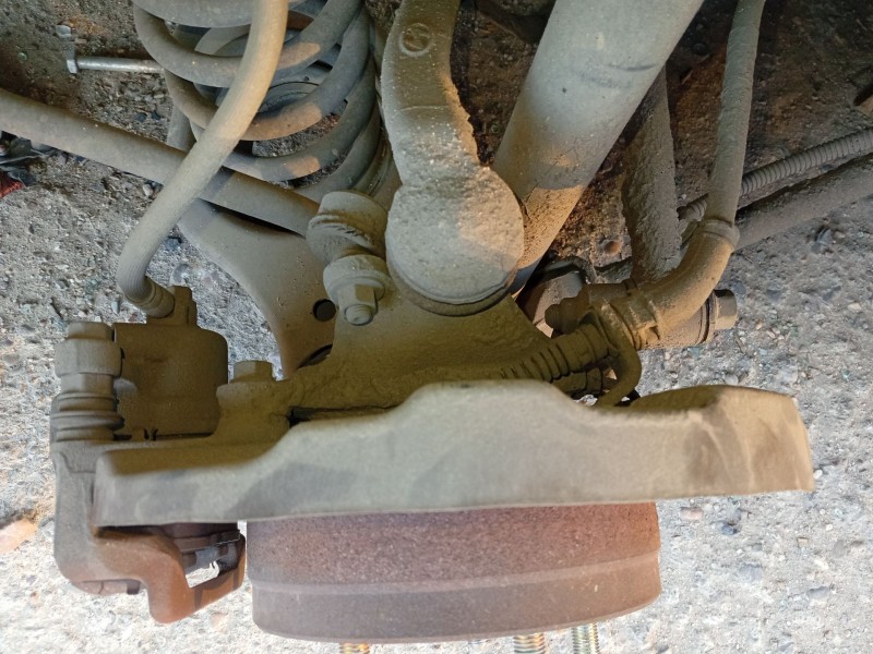 Recambio de mangueta trasera derecha para hyundai sonata v (nf) 2.0 crdi referencia OEM IAM 527203K050  