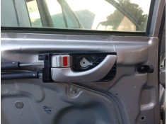 Recambio de maneta interior trasera izquierda para hyundai sonata v (nf) 2.0 crdi referencia OEM IAM 826103K020XZ  