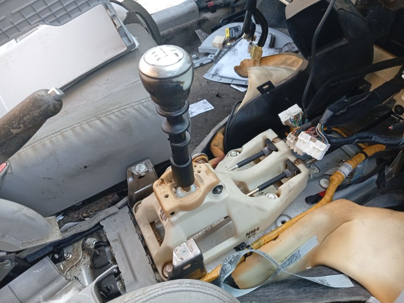 Recambio de palanca cambio para hyundai sonata v (nf) 2.0 crdi referencia OEM IAM 437203K000  