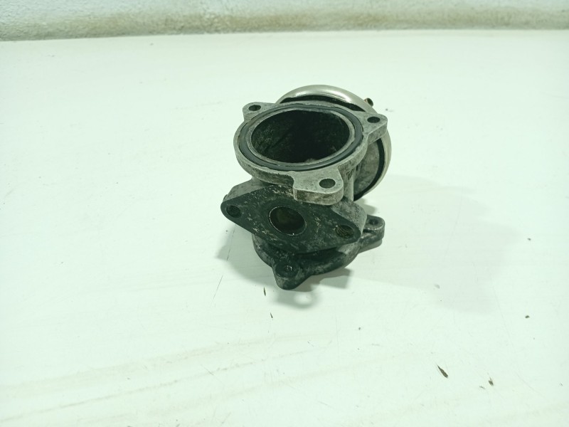 Recambio de valvula egr para seat ibiza iii (6l1) 1.4 tdi referencia OEM IAM 045129637A 045131501F 