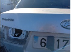 Recambio de porton trasero para hyundai sonata v (nf) 2.0 crdi referencia OEM IAM 692003K021   2
