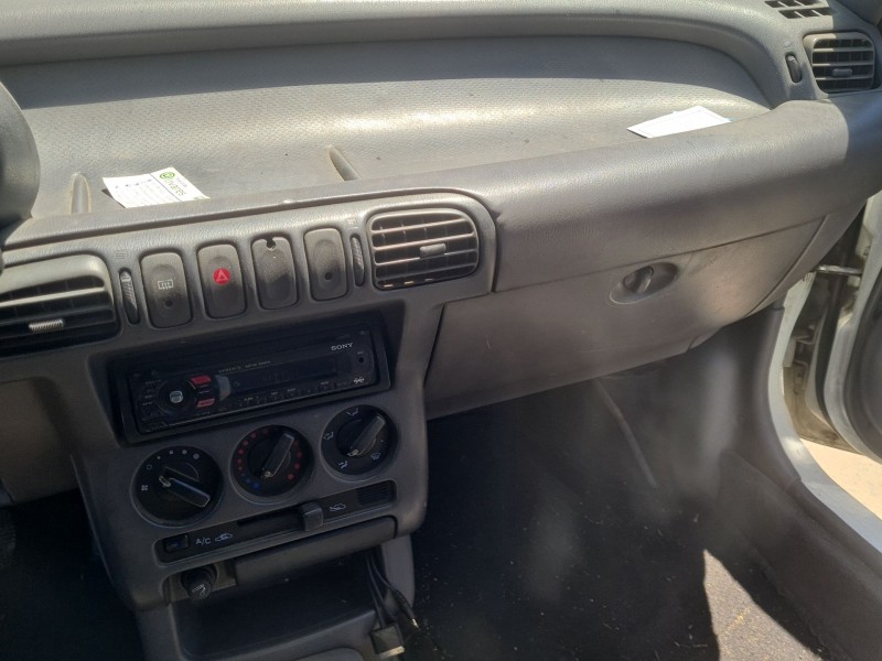 nissan micra ii (k11) del año 1998