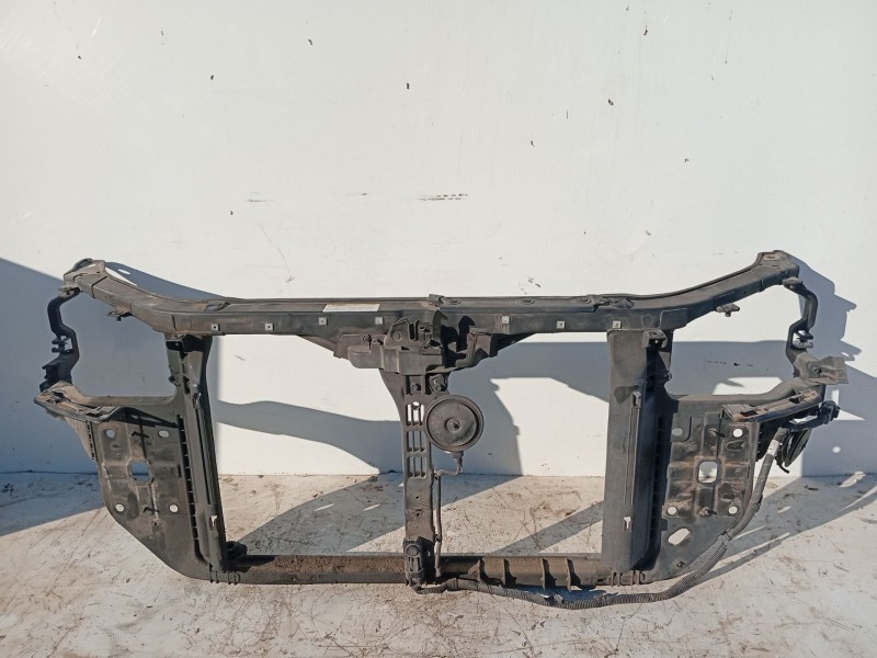 Recambio de panel frontal para hyundai sonata v (nf) 2.0 crdi referencia OEM IAM 641013K200  