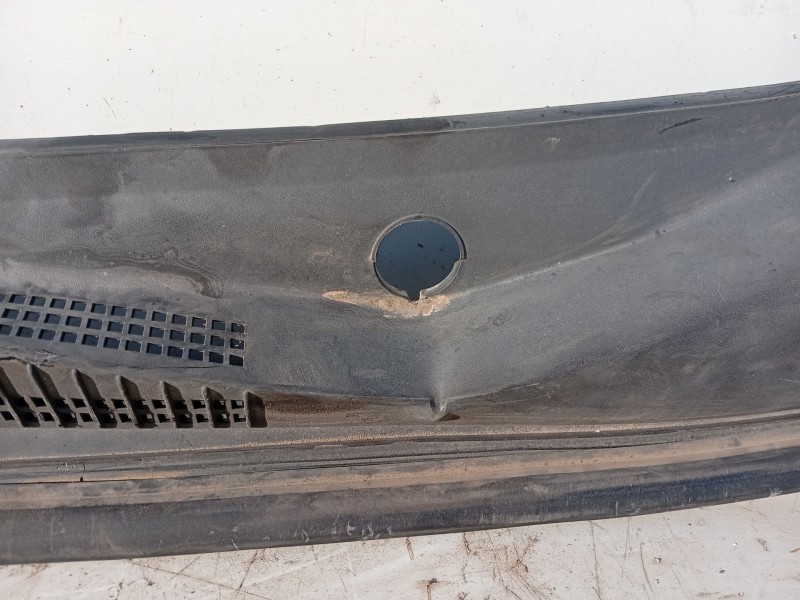 Recambio de moldura para hyundai sonata v (nf) 2.0 crdi referencia OEM IAM 861503K001  