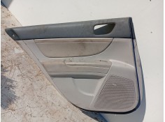 Recambio de guarnecido puerta trasera izquierda para hyundai sonata v (nf) 2.0 crdi referencia OEM IAM 833103K010  