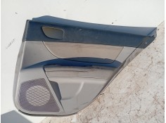 Recambio de guarnecido puerta trasera derecha para hyundai sonata v (nf) 2.0 crdi referencia OEM IAM 833203K010  