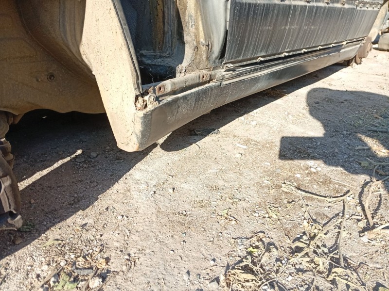 Recambio de moldura para mercedes-benz 124 sedán (w124) 300 d (124.130) referencia OEM IAM   