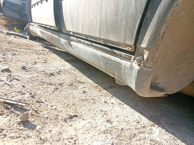 Recambio de moldura para mercedes-benz 124 sedán (w124) 300 d (124.130) referencia OEM IAM   