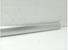 Recambio de moldura puerta delantera izquierda para hyundai sonata v (nf) 2.0 crdi referencia OEM IAM 877113K020 877133K010  2