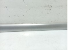 Recambio de moldura puerta trasera izquierda para hyundai sonata v (nf) 2.0 crdi referencia OEM IAM 877213K020 877233K000  2