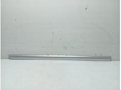 Recambio de moldura puerta trasera derecha para hyundai sonata v (nf) 2.0 crdi referencia OEM IAM 877223K020 877243K000 