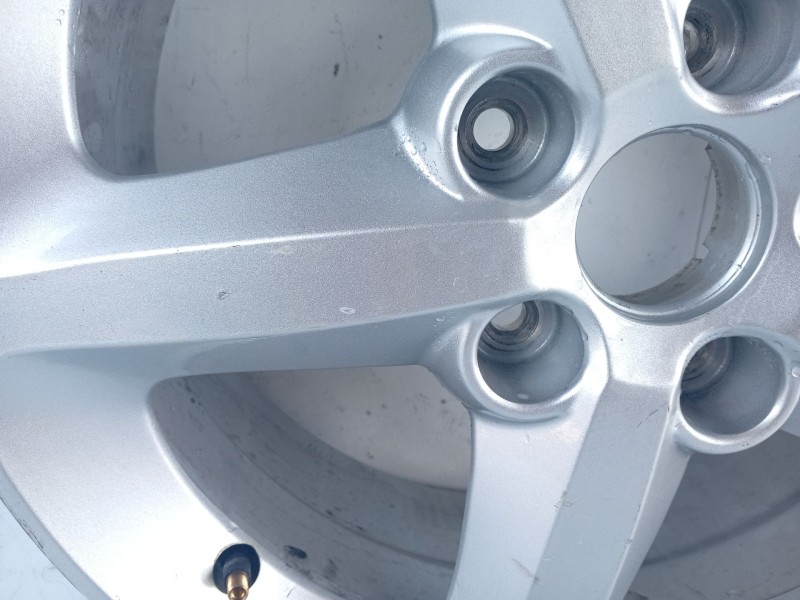 Recambio de llanta para hyundai sonata v (nf) 2.0 crdi referencia OEM IAM   