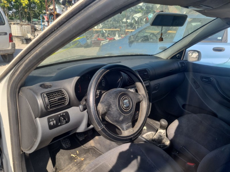seat toledo ii (1m2) del año 2000
