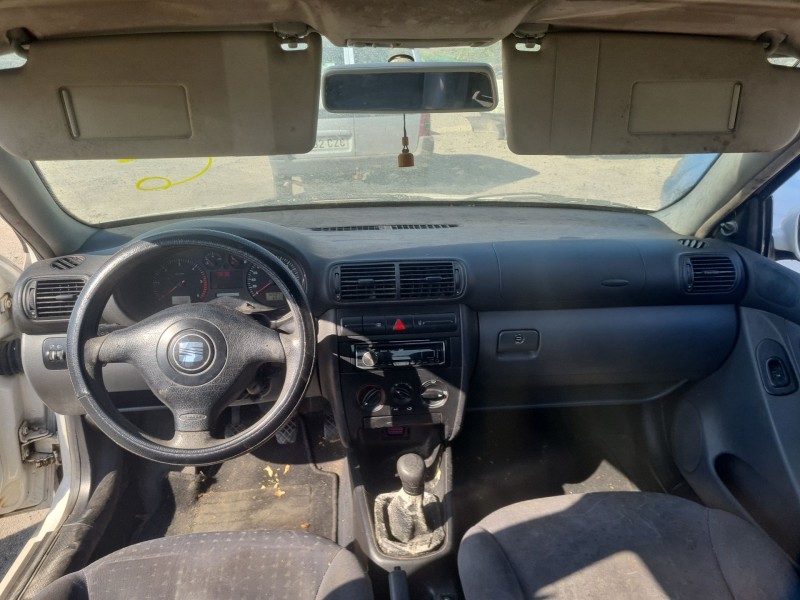 seat toledo ii (1m2) del año 2000
