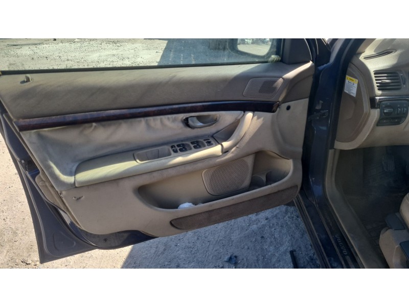 volvo s80 i (184) del año 2002