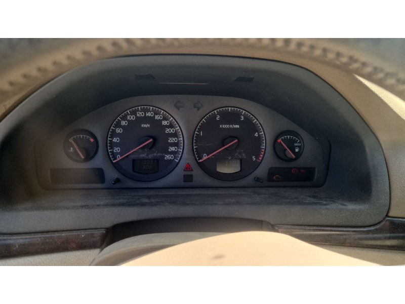 volvo s80 i (184) del año 2002