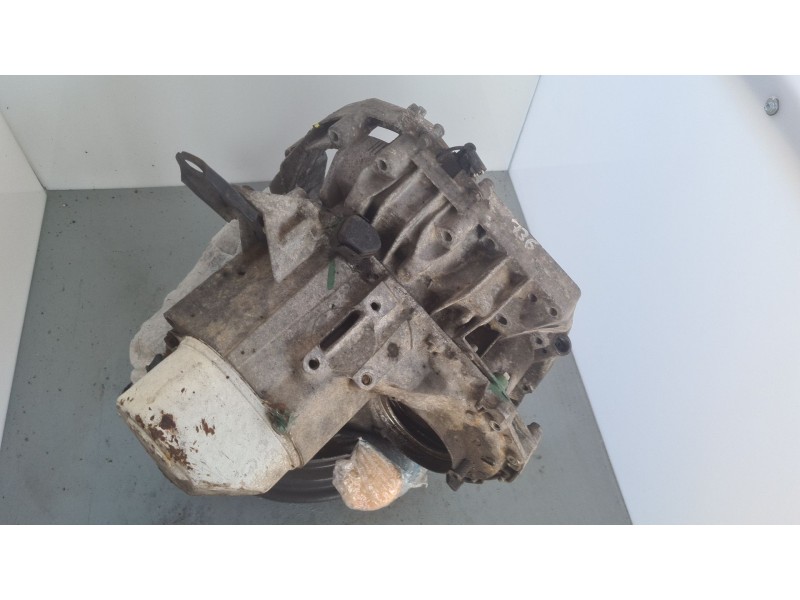 Recambio de caja cambios para renault kangoo (f/kc0) 1.9 diesel referencia OEM IAM JB1173  