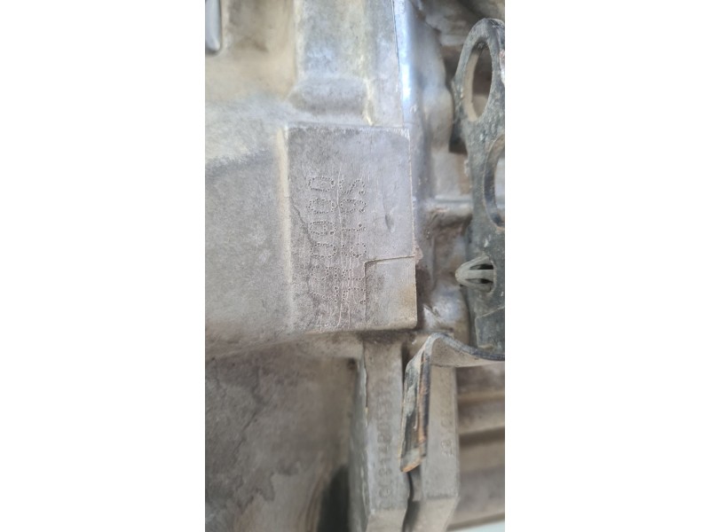 Recambio de caja cambios para hyundai sonata v (nf) 2.0 crdi referencia OEM IAM 4300024440 GU19J 