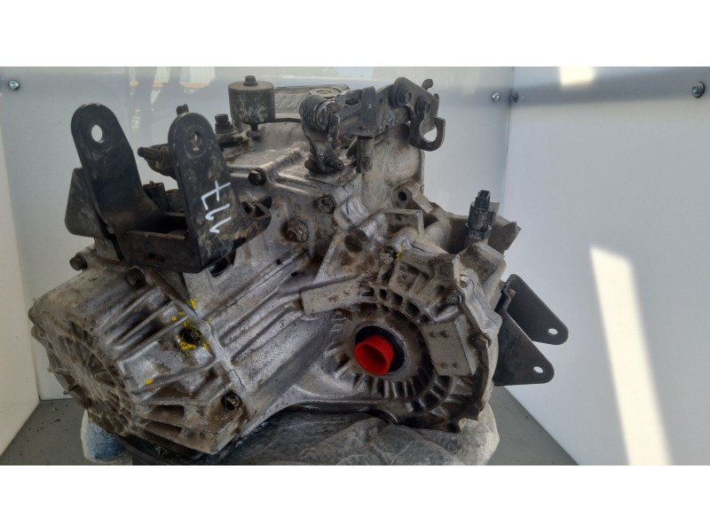 Recambio de caja cambios para hyundai accent ii (lc) 1.5 crdi referencia OEM IAM 4300028623 J42073 